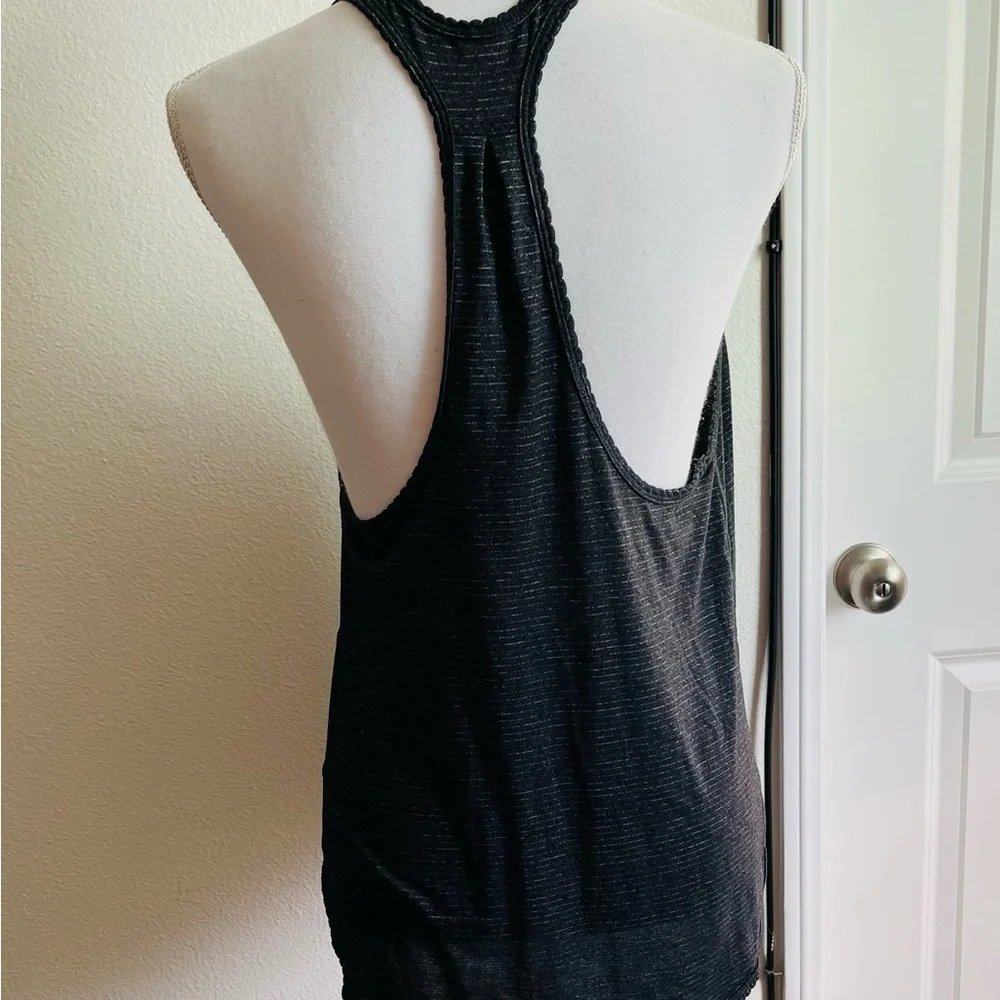 Lululemon tank top M